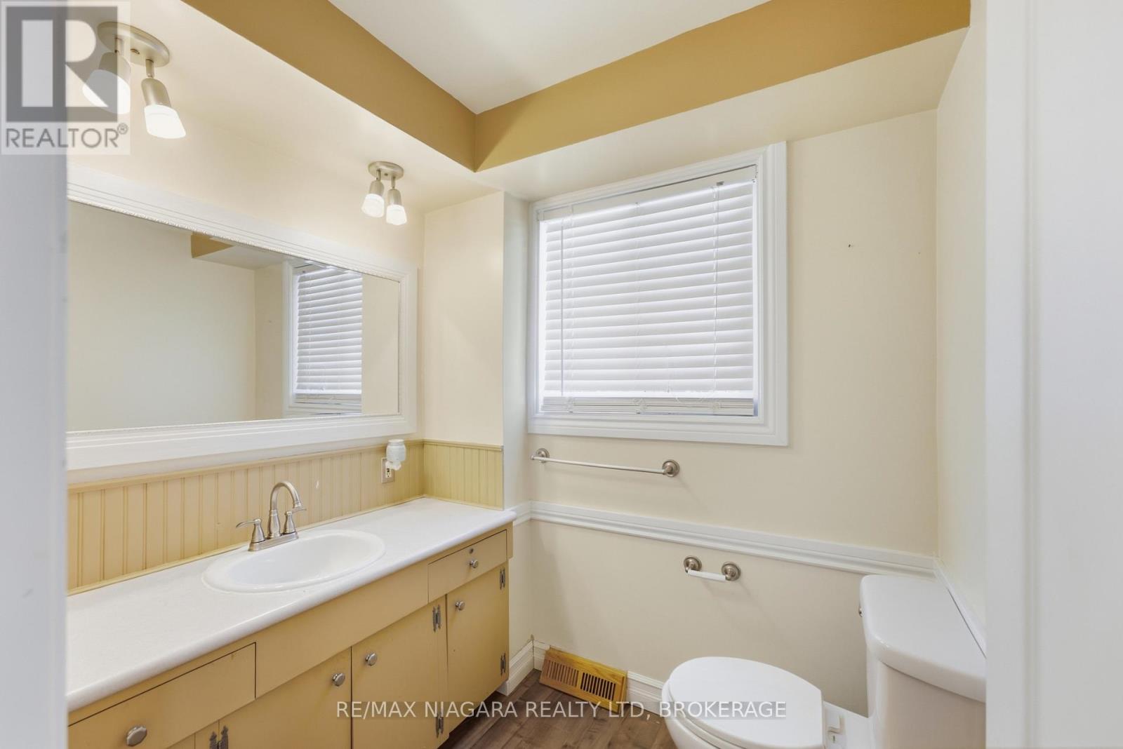 163 Champlain Drive, Fort Erie, Ontario  L2A 1Z9 - Photo 14 - X13876092