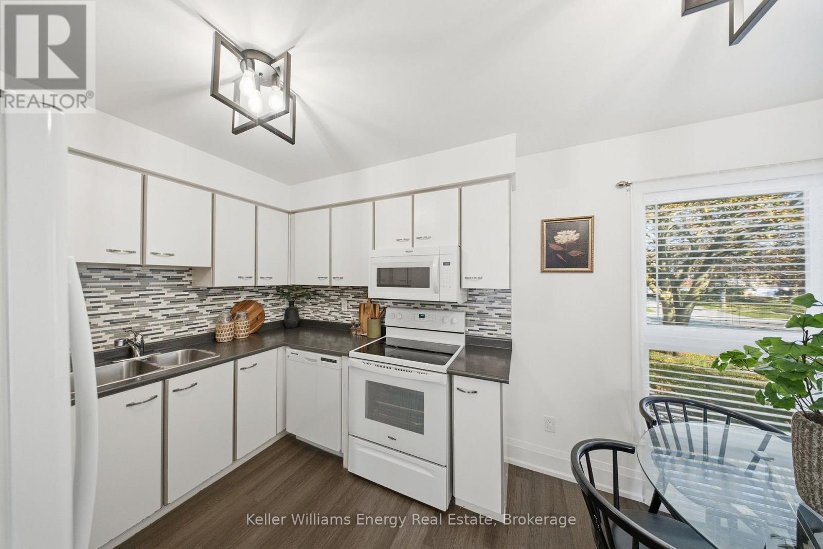 1396 Park Road S, Oshawa, Ontario  L1J 8M5 - Photo 10 - E13876066