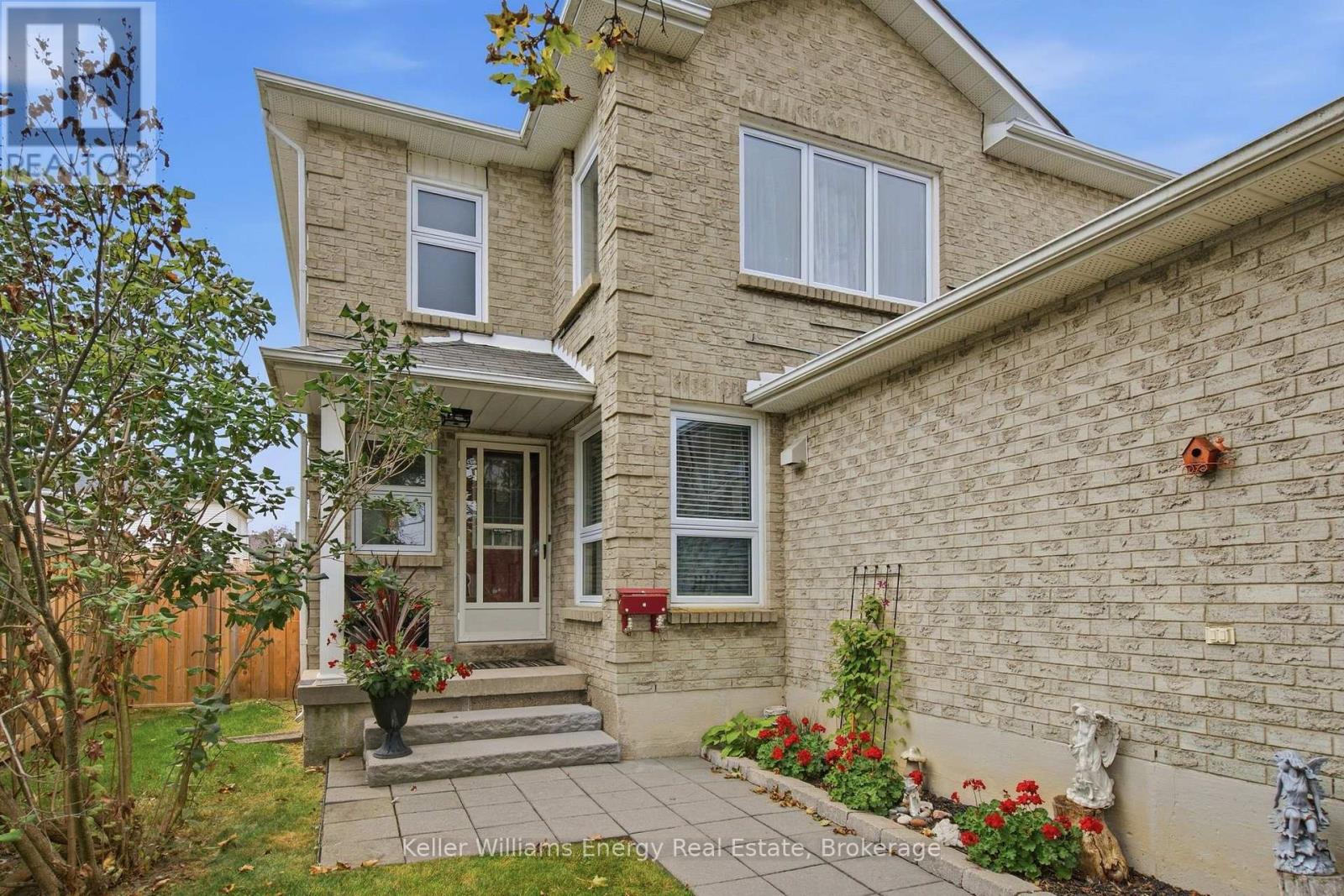 1396 Park Road S, Oshawa, Ontario  L1J 8M5 - Photo 3 - E13876066