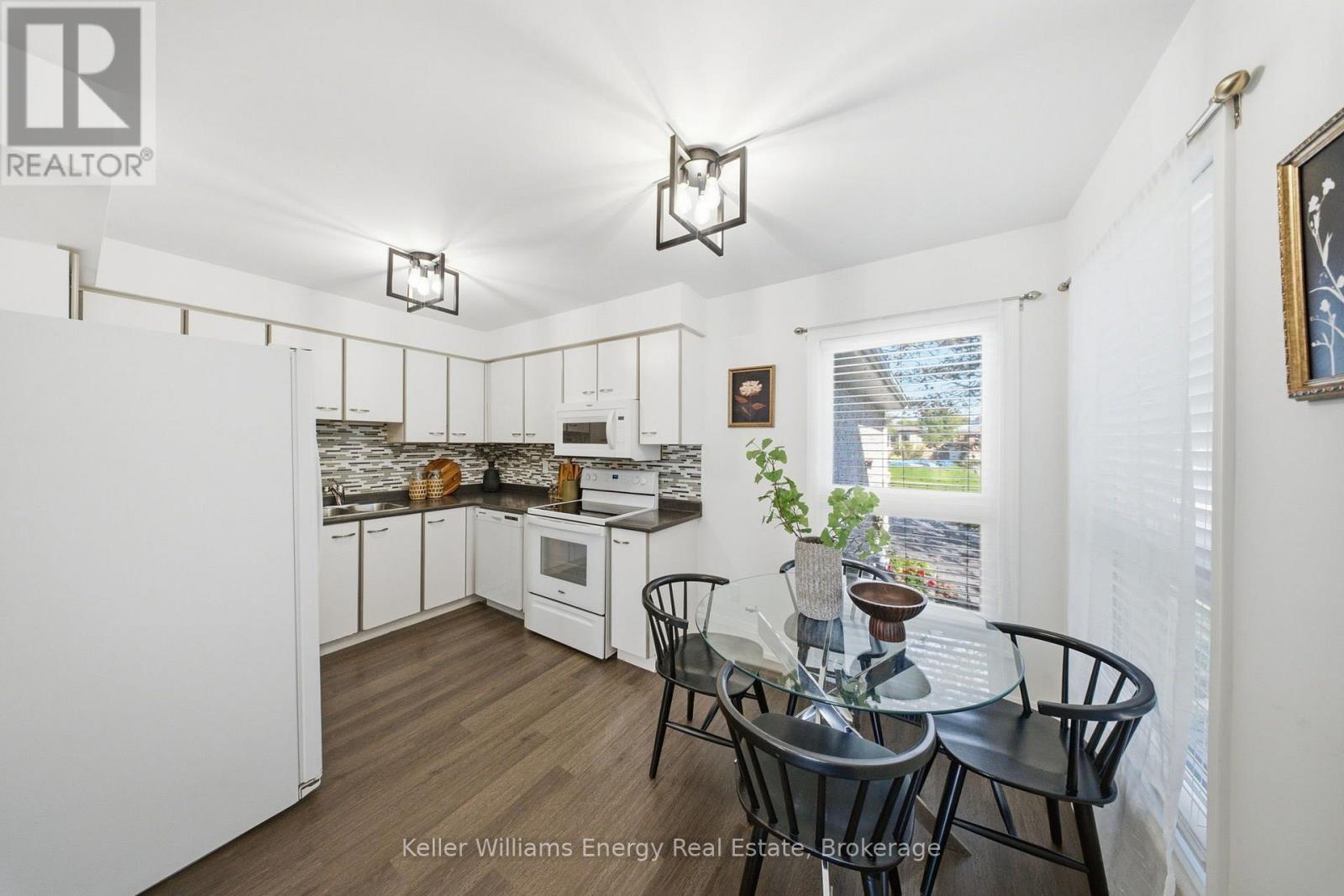 1396 Park Road S, Oshawa, Ontario  L1J 8M5 - Photo 6 - E13876066