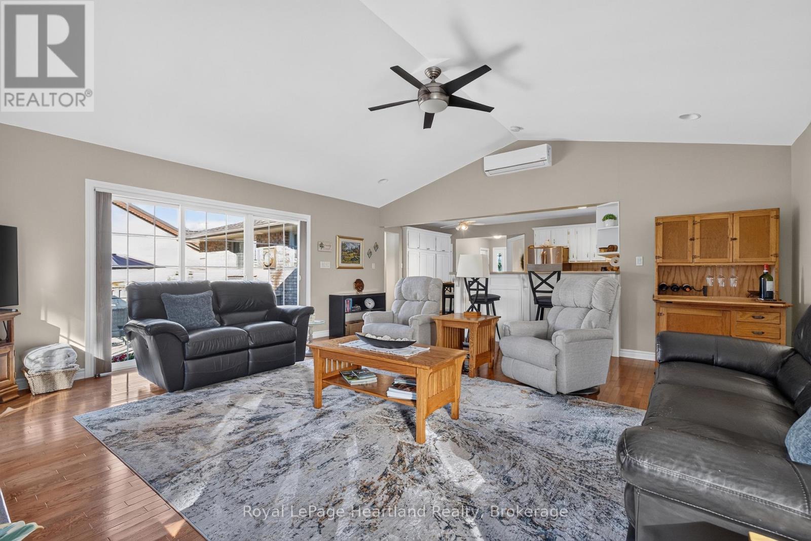 9 Sherwood Crescent, South Huron, Ontario  N0M 1S1 - Photo 13 - X13876240