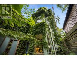 33A HENRY STREET, Toronto, Ontario