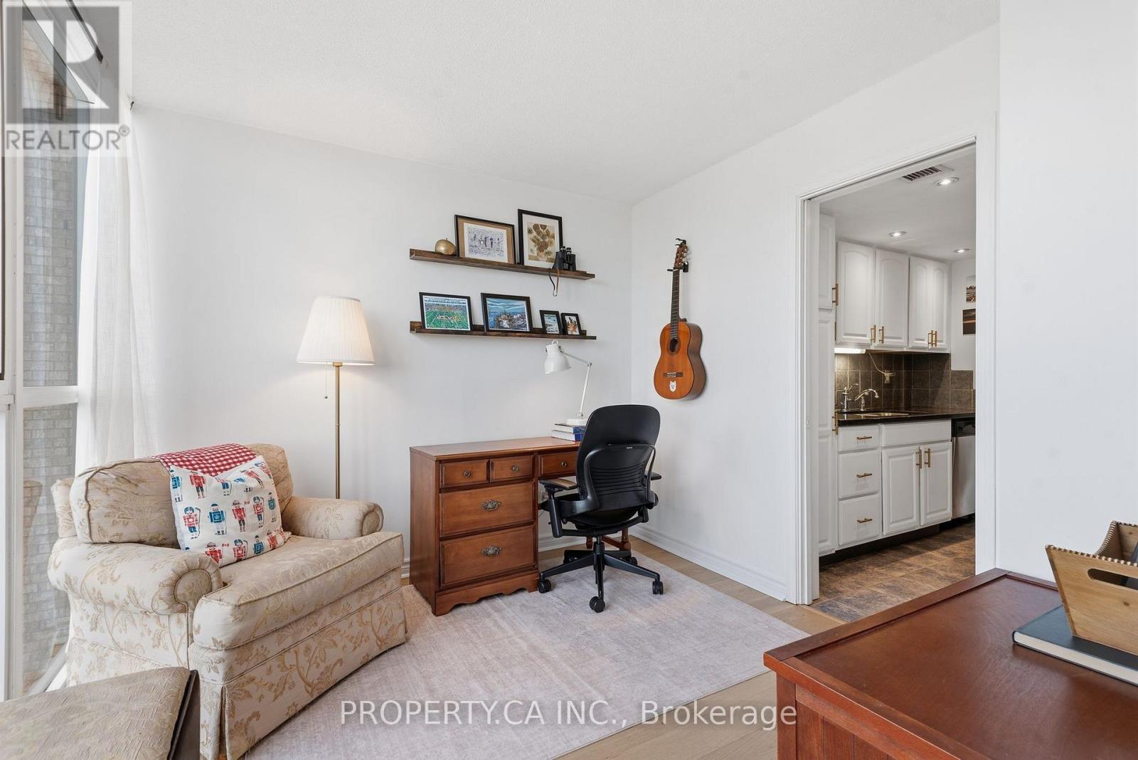 1811 - 15 Maitland Place, Toronto, Ontario  M4Y 2X3 - Photo 6 - C13876042