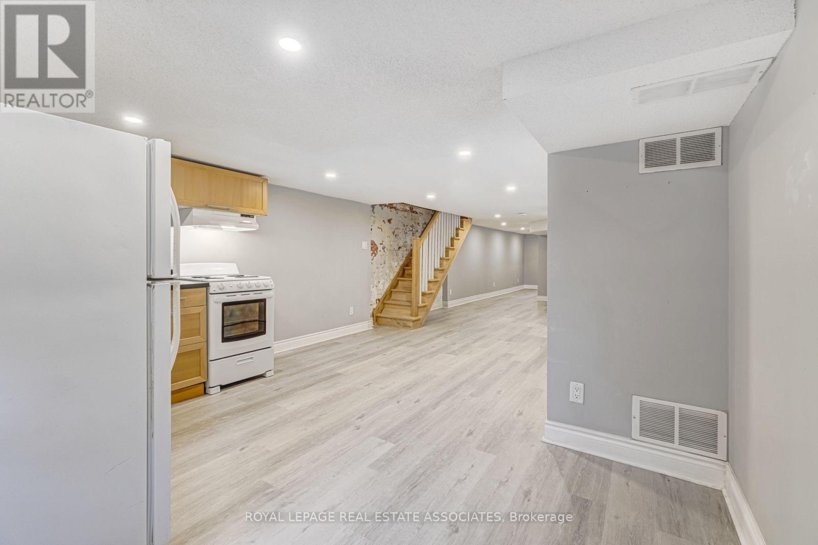 3 - 274 Ossington Avenue, Toronto, Ontario  M6J 3A3 - Photo 6 - C13876072