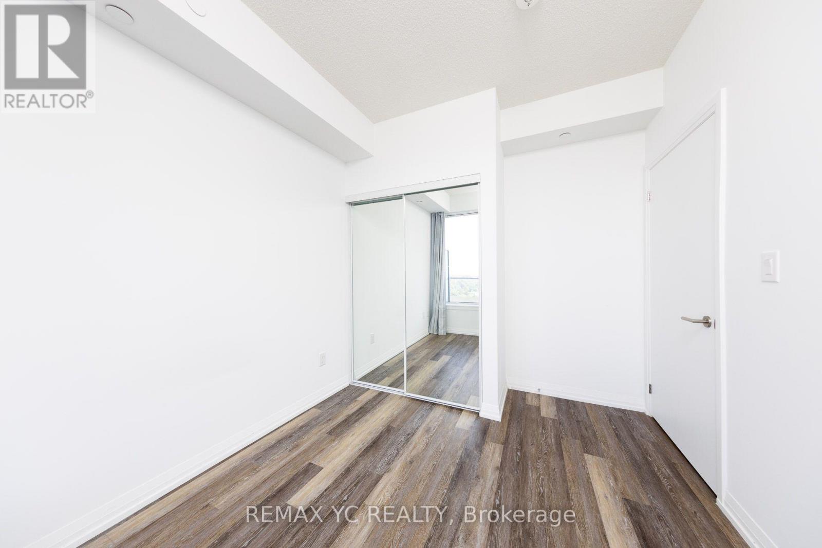 2110 - 75 Canterbury Place, Toronto, Ontario  M2N 0L2 - Photo 15 - C13876106