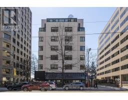 100 - 49 ST. CLAIR AVENUE W, Toronto, Ontario