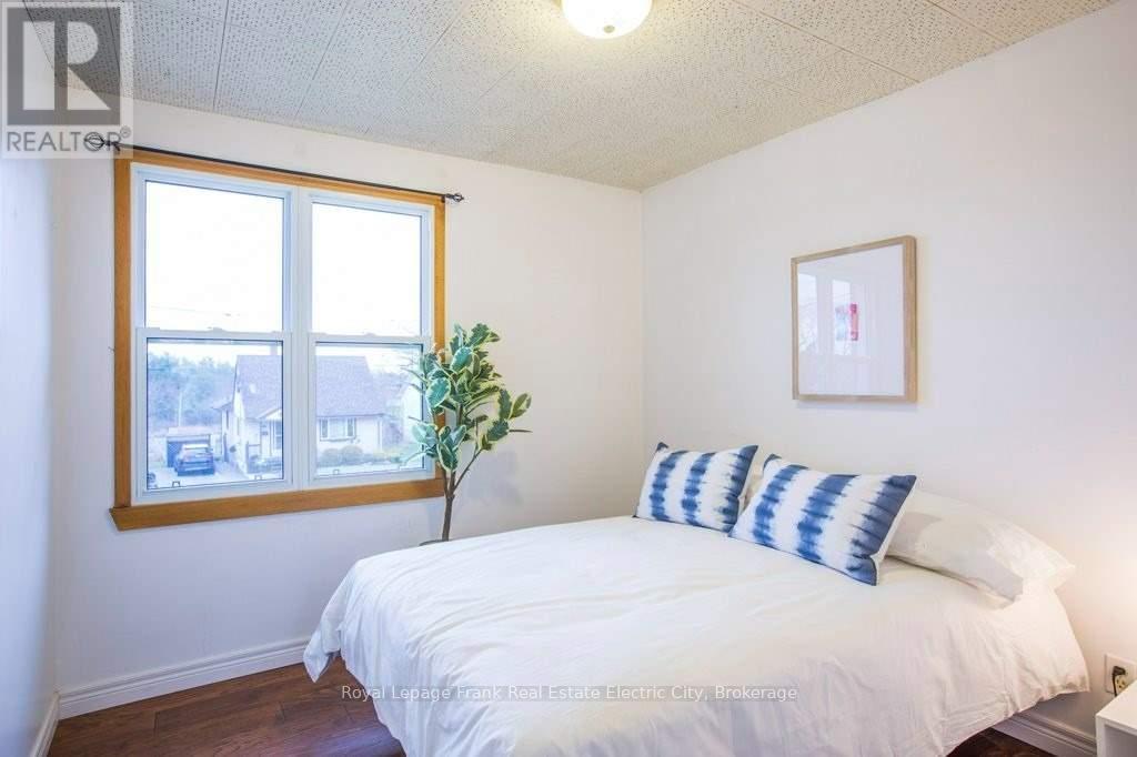 611 Watts Avenue, Peterborough, Ontario K9H 2C6 - Photo 8 - X13876102