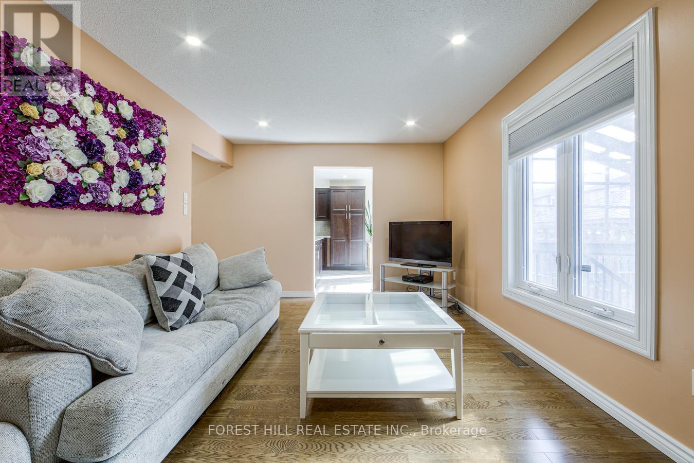13 Shale Drive, Ajax, Ontario  L1T 3V9 - Photo 14 - E13875930