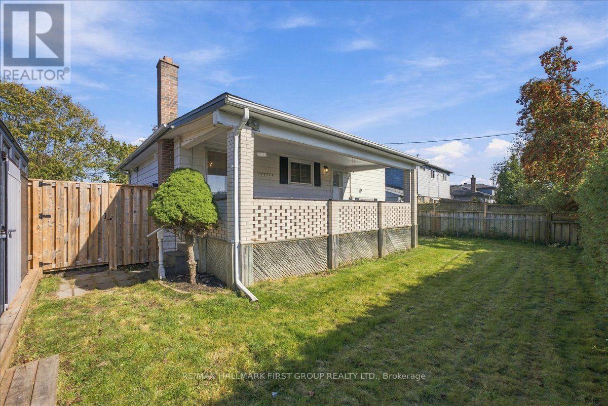 820 Bem Avenue, Pickering, Ontario  L1W 1X1 - Photo 43 - E13876244