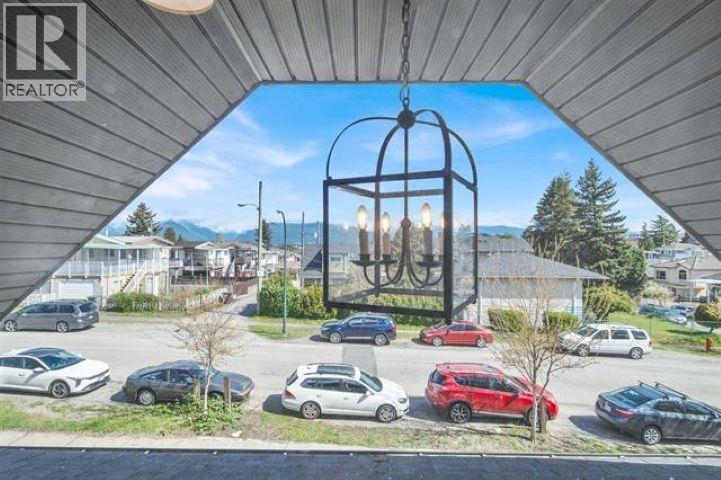 3128 Kings Avenue, Vancouver, British Columbia  V5R 4T4 - Photo 2 - R3173466