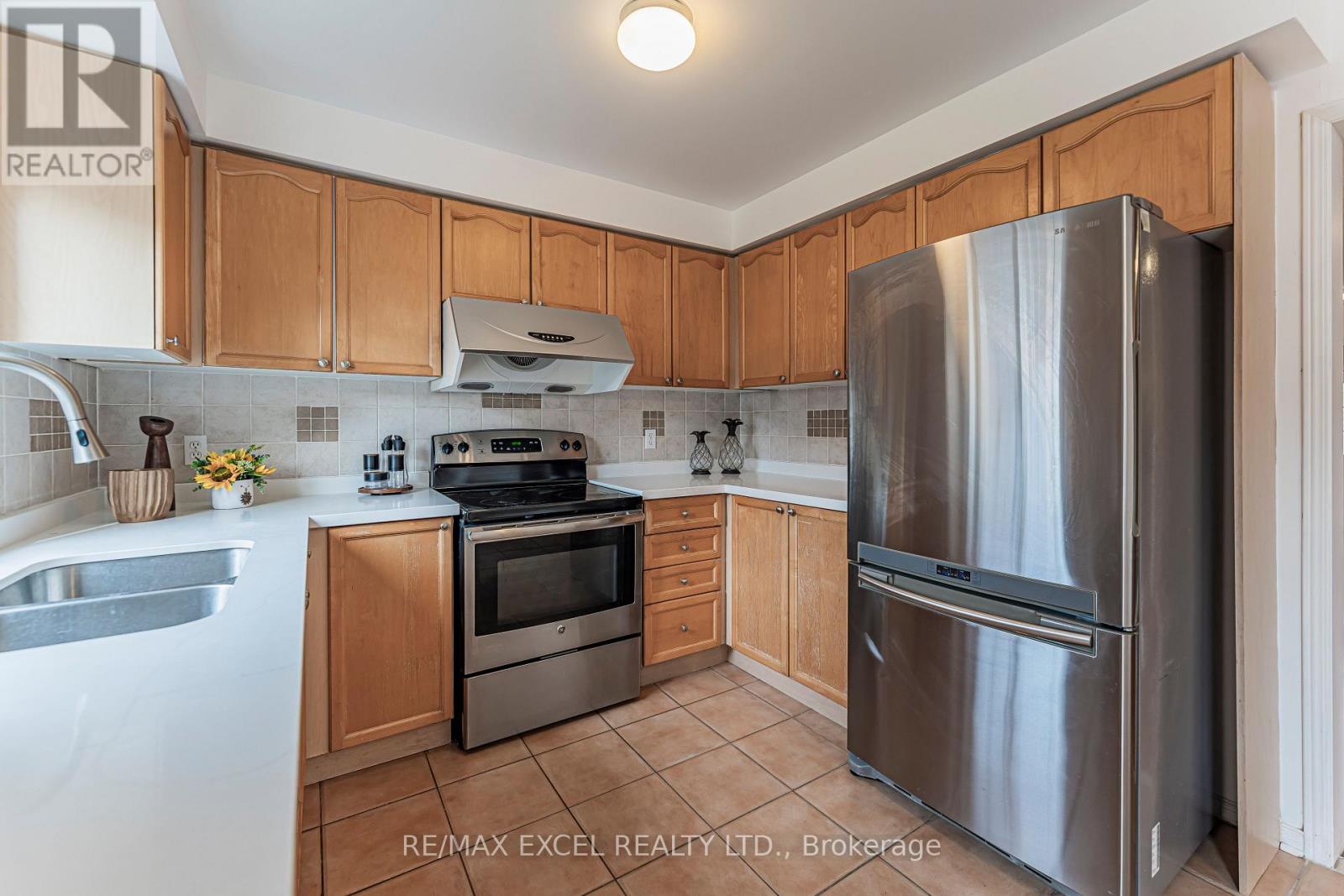 50 Casabel Drive, Vaughan (Vellore Village), Ontario  L6A 3L7 - Photo 14 - N13875952