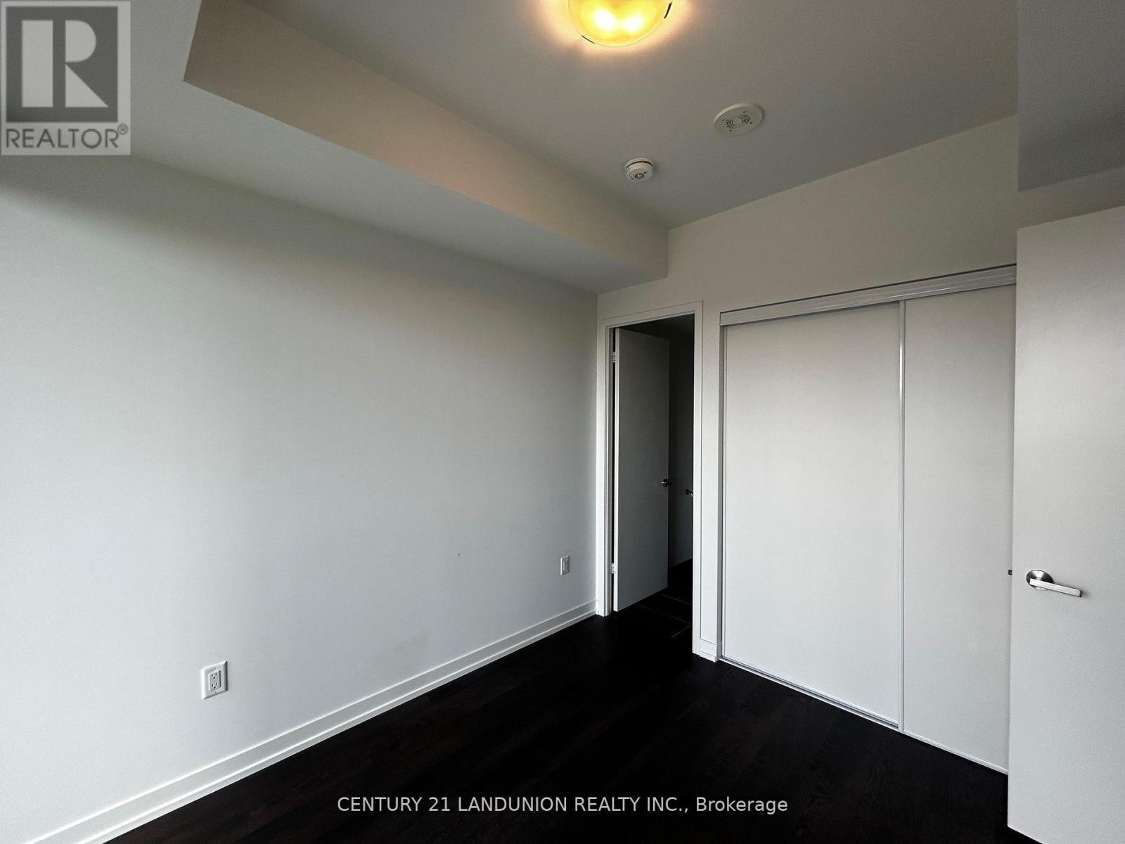 501w - 3 Rosewater Street, Richmond Hill, Ontario  L4C 5T6 - Photo 10 - N13876188