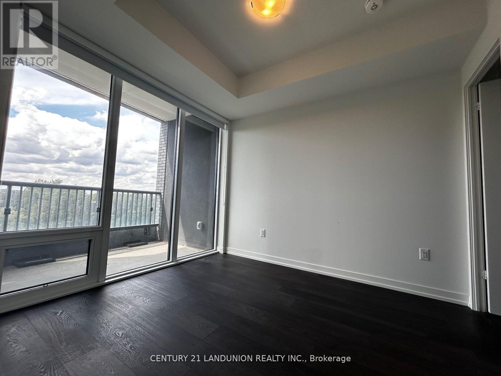 501w - 3 Rosewater Street, Richmond Hill, Ontario  L4C 5T6 - Photo 7 - N13876188
