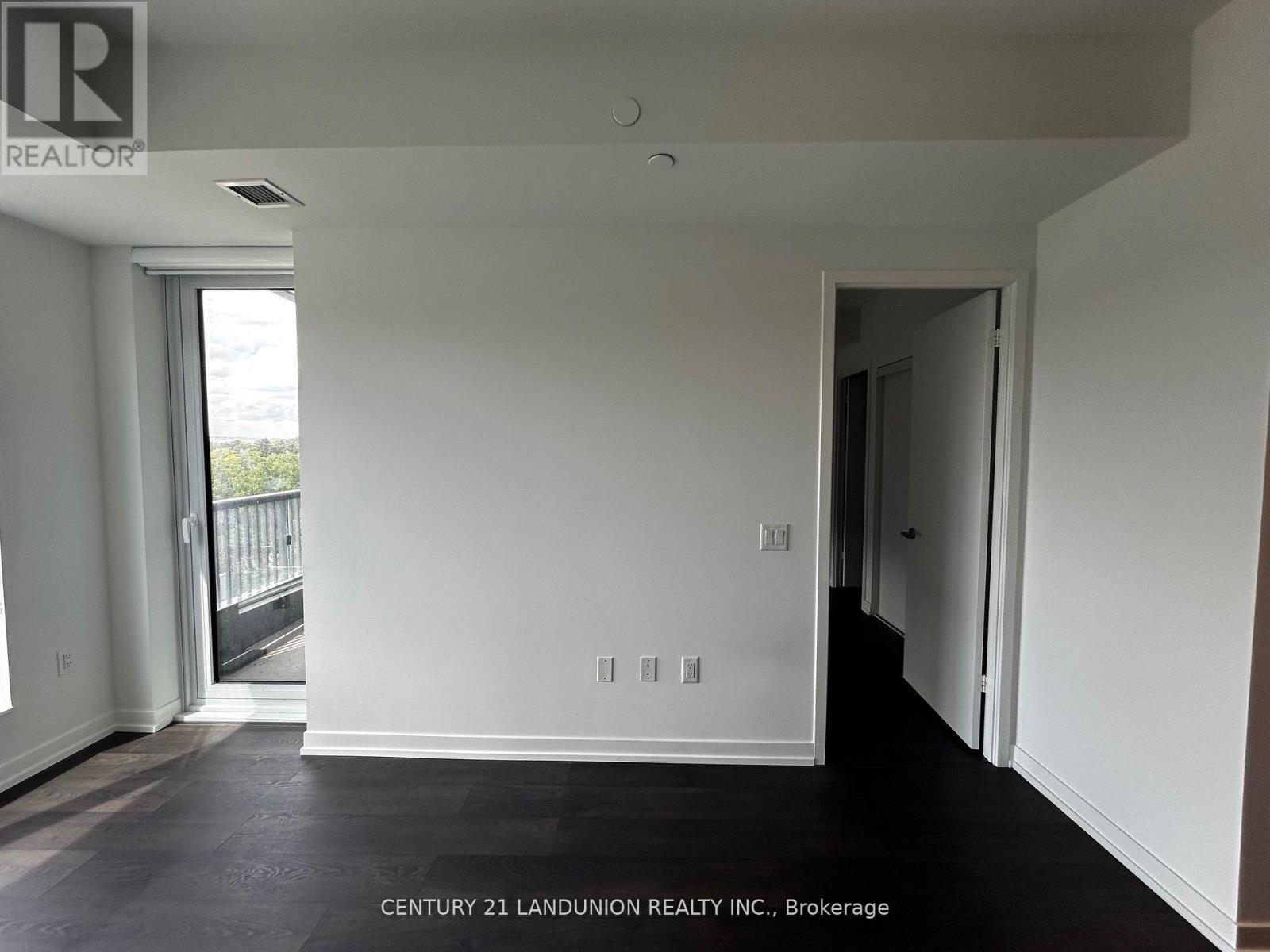 501w - 3 Rosewater Street, Richmond Hill, Ontario  L4C 5T6 - Photo 8 - N13876188