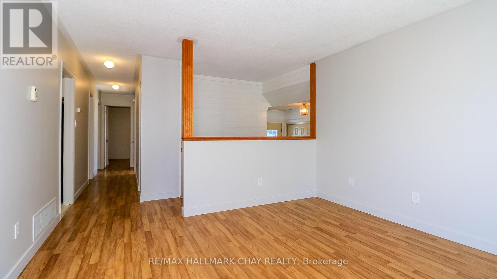 9 Bronte Crescent, Barrie, Ontario  L4N 5B8 - Photo 17 - S13875978