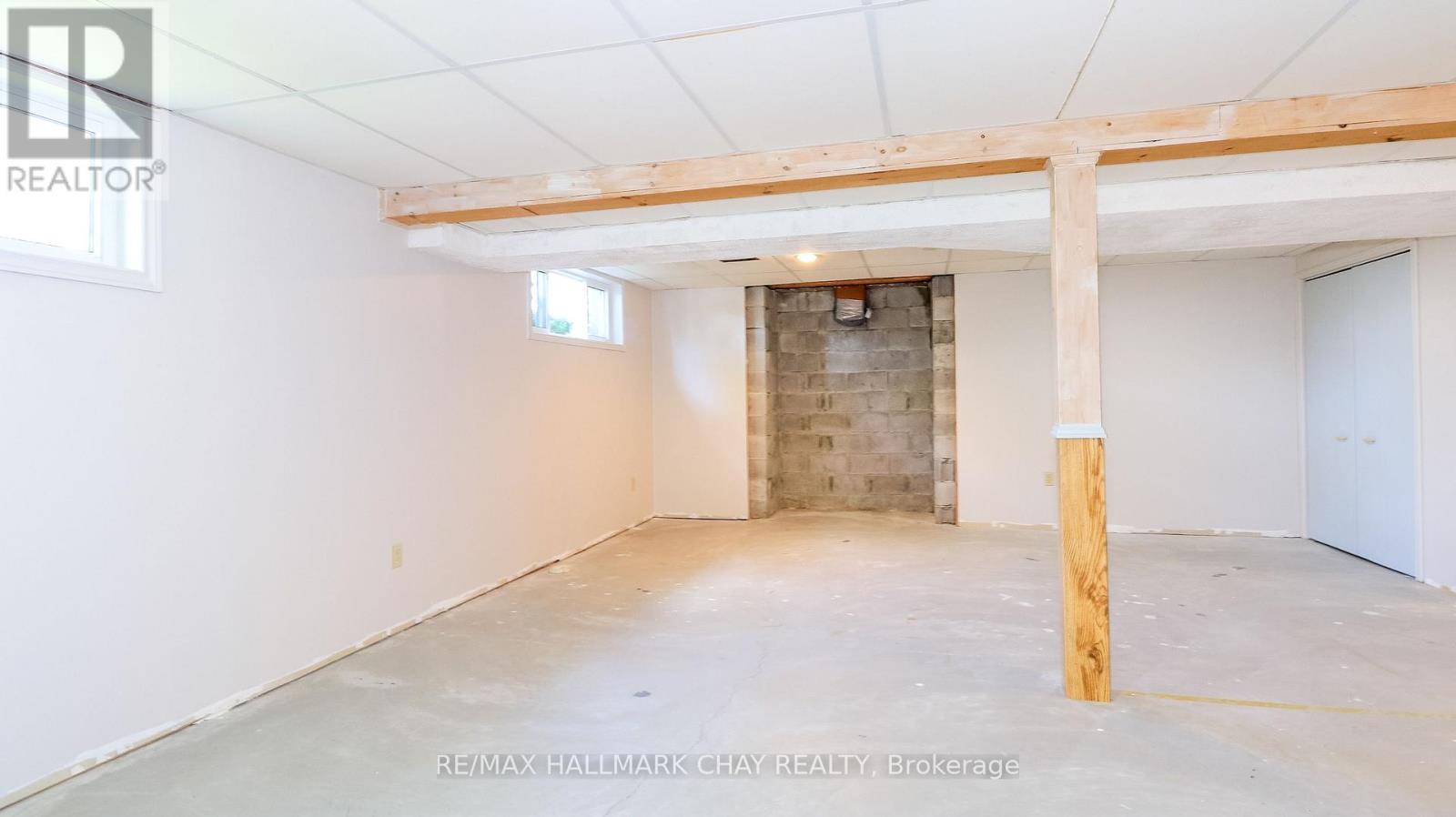 9 Bronte Crescent, Barrie, Ontario  L4N 5B8 - Photo 39 - S13875978