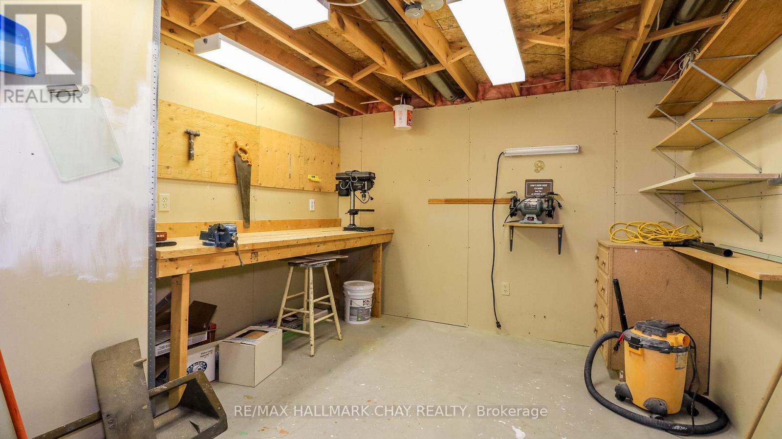 9 Bronte Crescent, Barrie, Ontario  L4N 5B8 - Photo 42 - S13875978