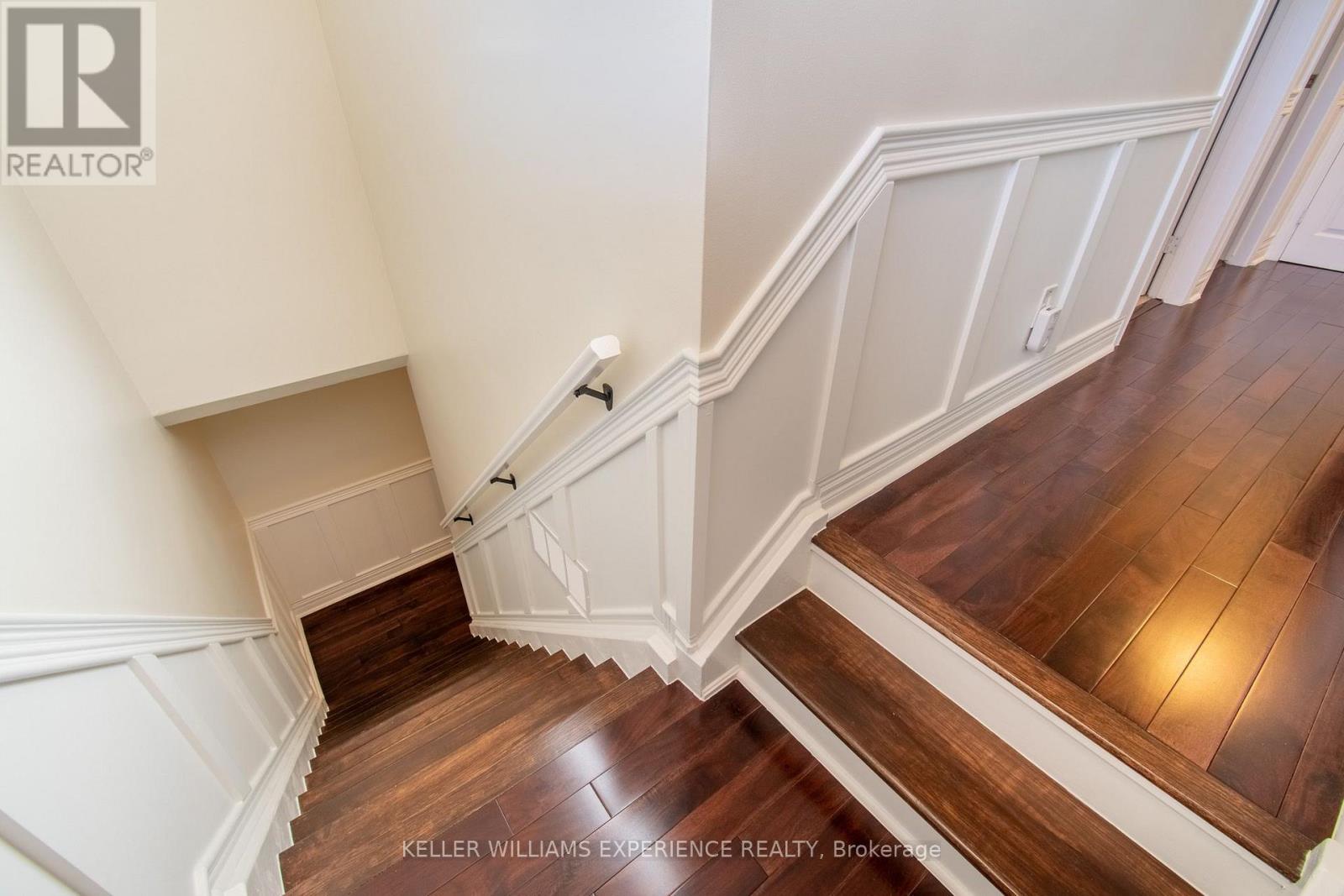 15 Woodcrest Road, Barrie (Allandale Heights), Ontario  L4N 2V4 - Photo 13 - S13876154