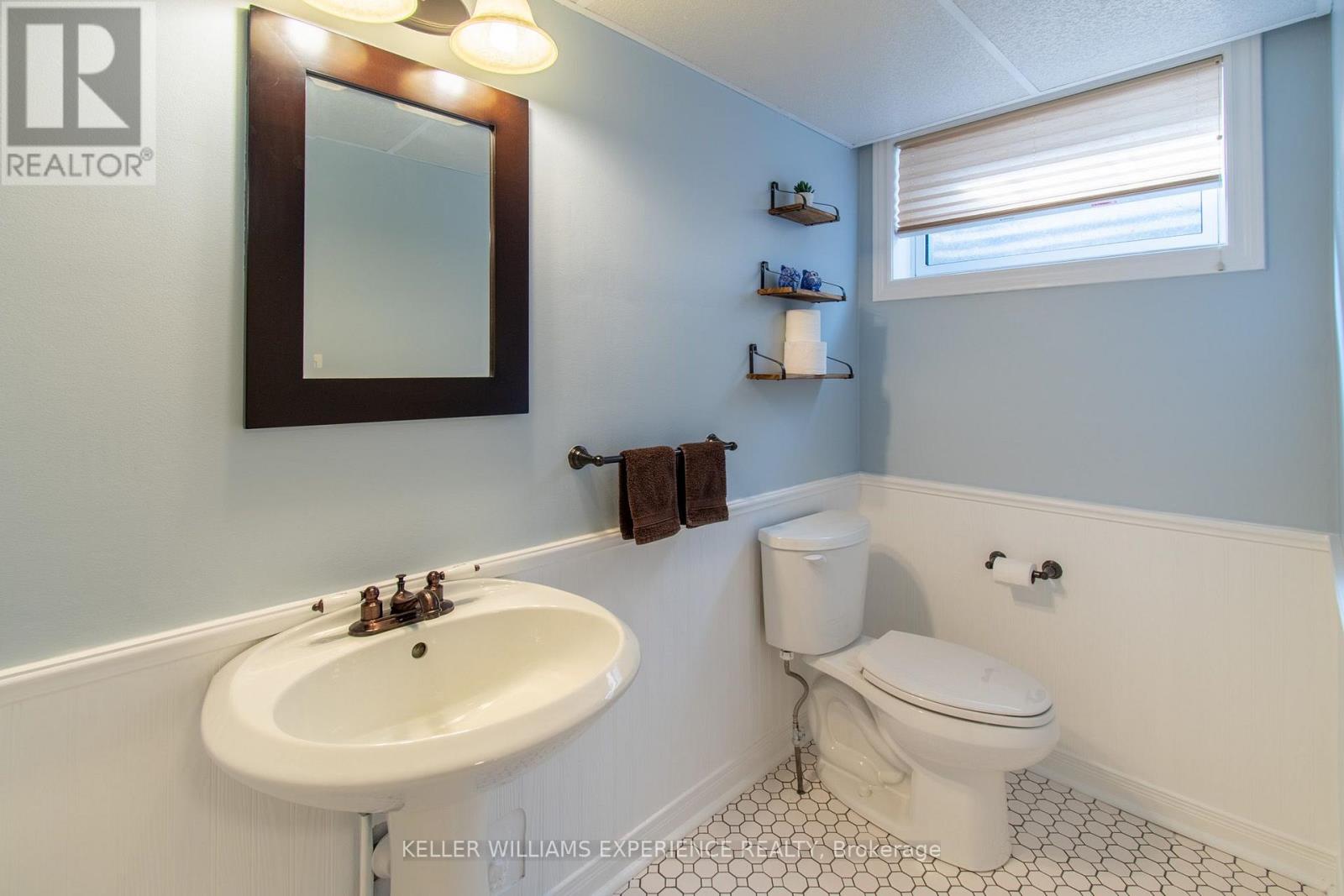 15 Woodcrest Road, Barrie (Allandale Heights), Ontario  L4N 2V4 - Photo 25 - S13876154