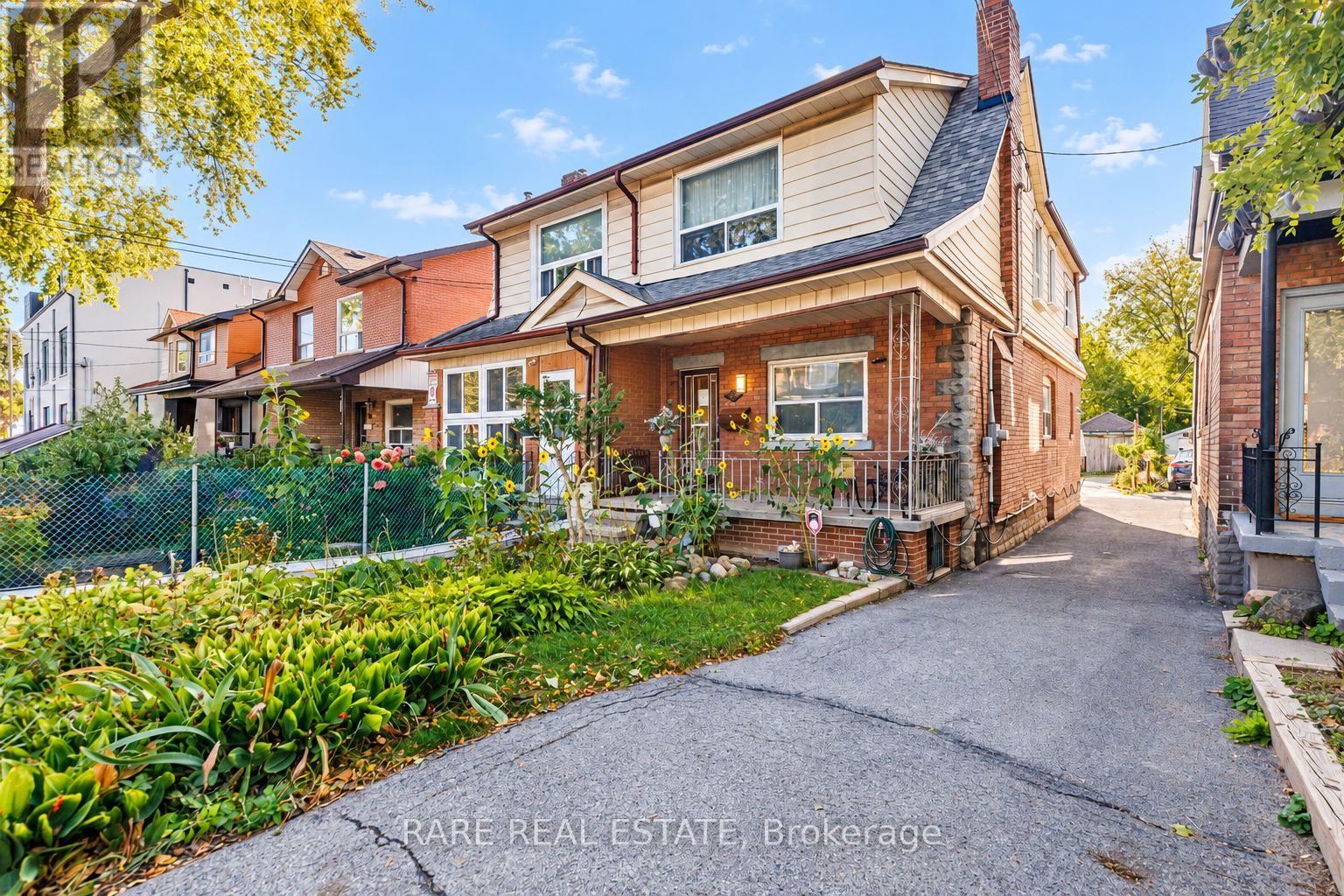 842 SHAW STREET, Toronto, Ontario