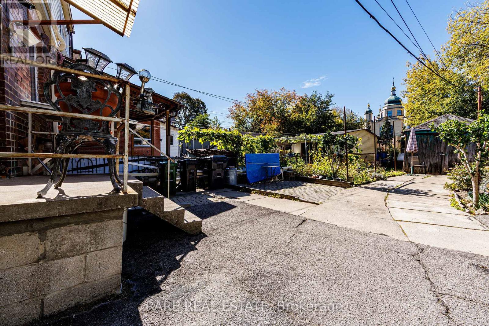 842 Shaw Street, Toronto, Ontario  M6G 3M2 - Photo 16 - W13876054