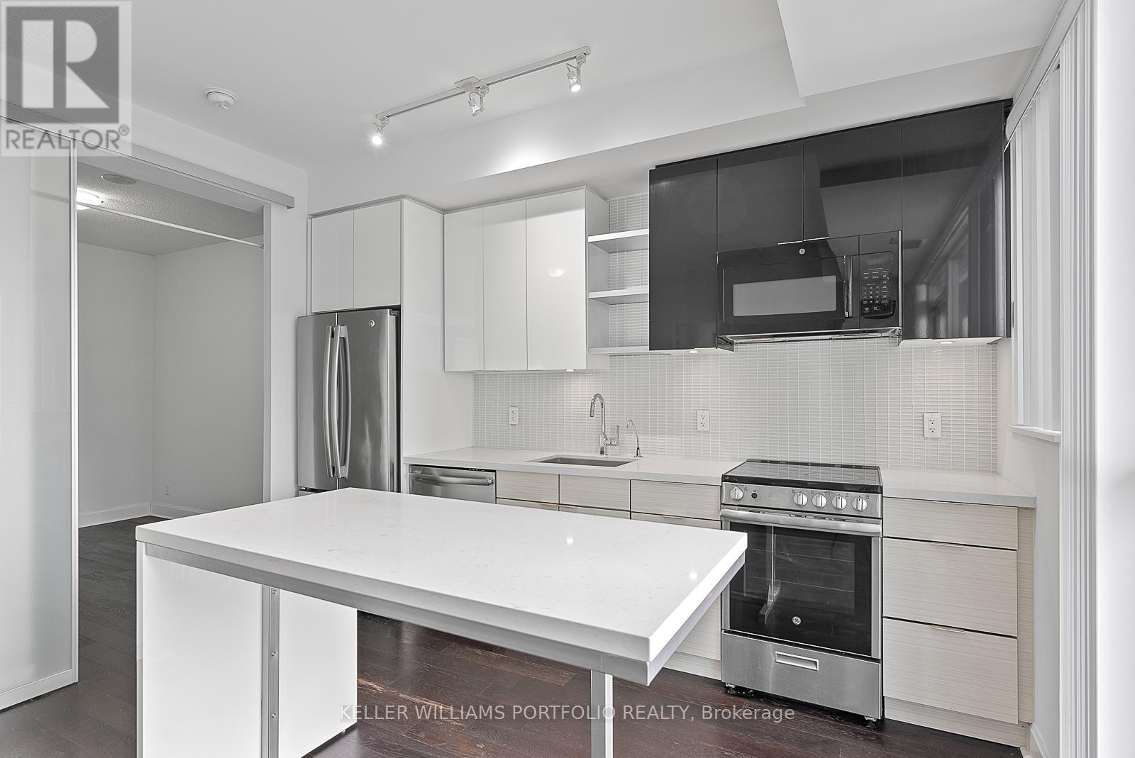 1011 - 33 Shore Breeze Drive, Toronto, Ontario  M8V 0G1 - Photo 14 - W13876058