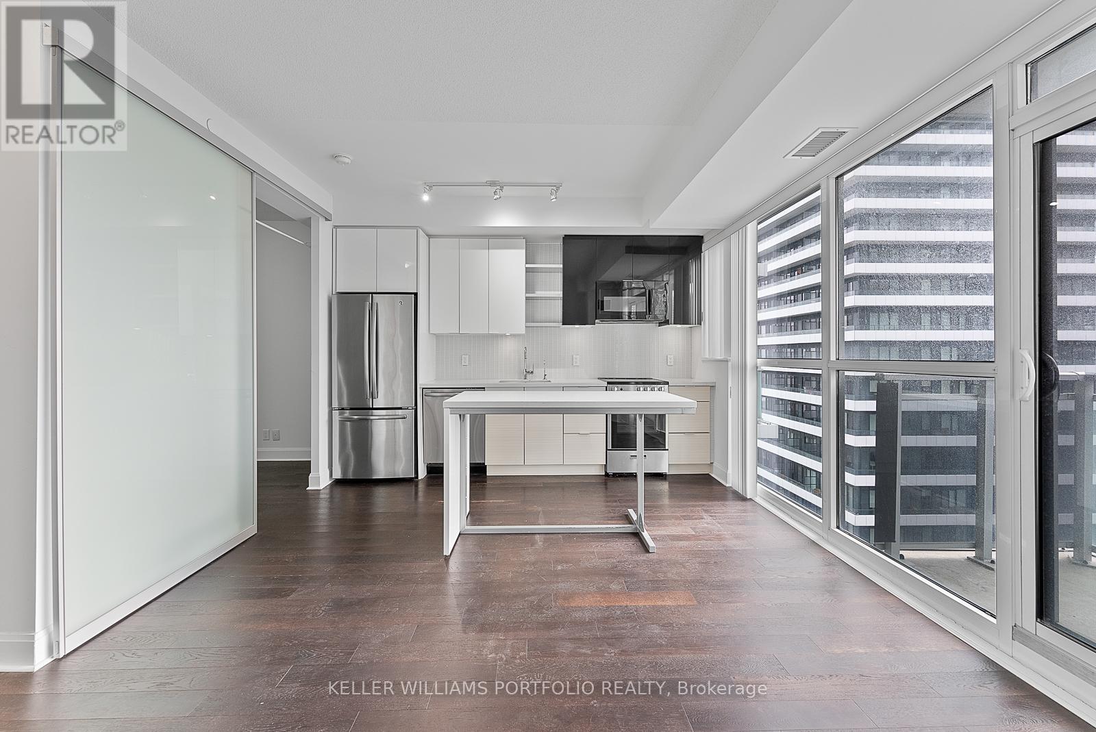 1011 - 33 Shore Breeze Drive, Toronto, Ontario  M8V 0G1 - Photo 6 - W13876058