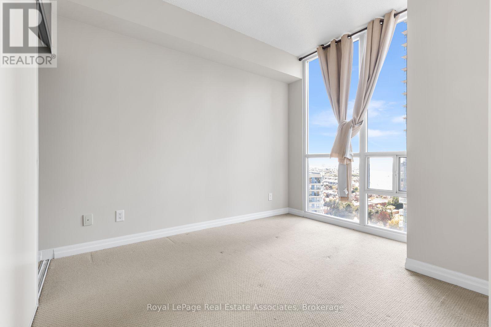 1709 - 223 Webb Drive, Mississauga, Ontario  L5B 0E8 - Photo 8 - W13876070