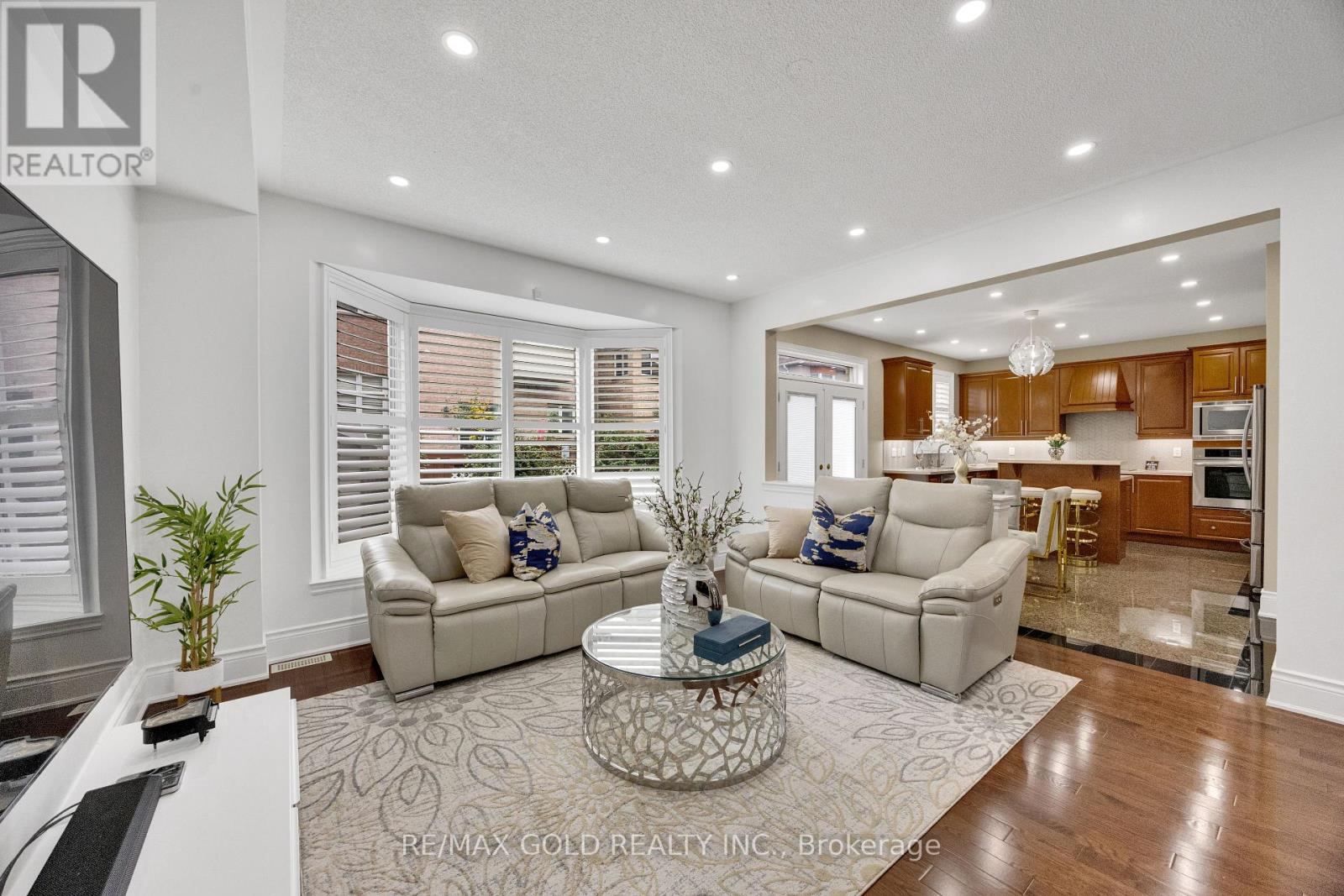 120 Watsonbrook Drive, Brampton, Ontario  L6R 0R4 - Photo 11 - W13876076