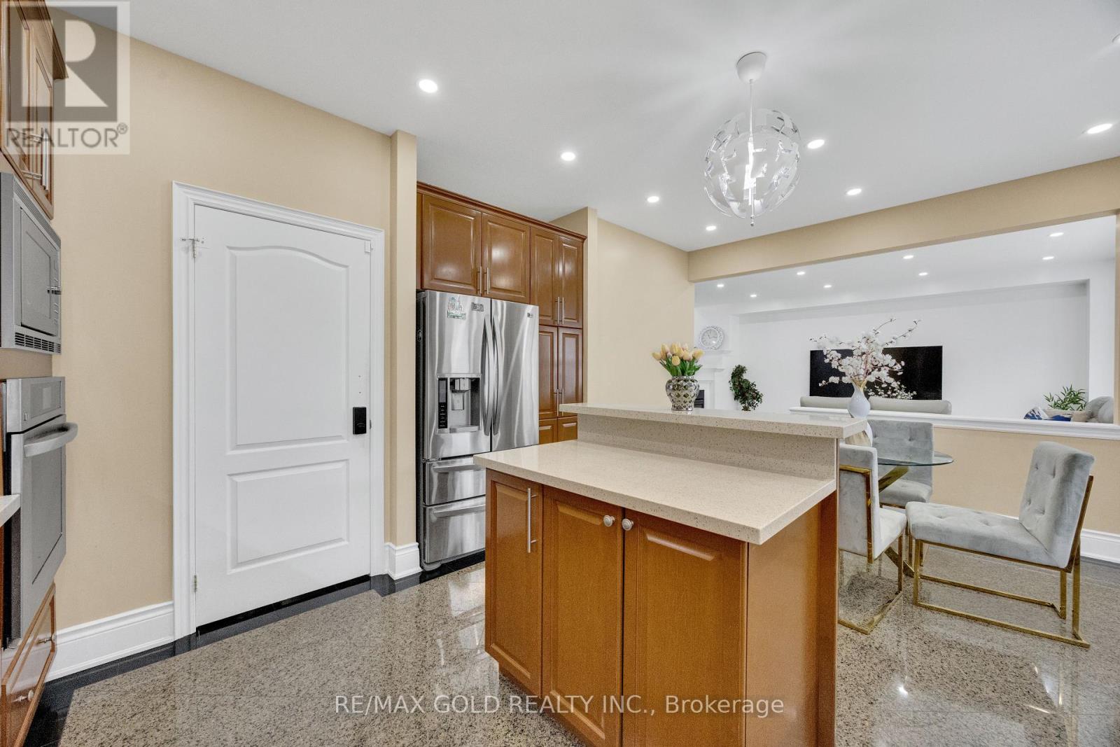 120 Watsonbrook Drive, Brampton, Ontario  L6R 0R4 - Photo 17 - W13876076