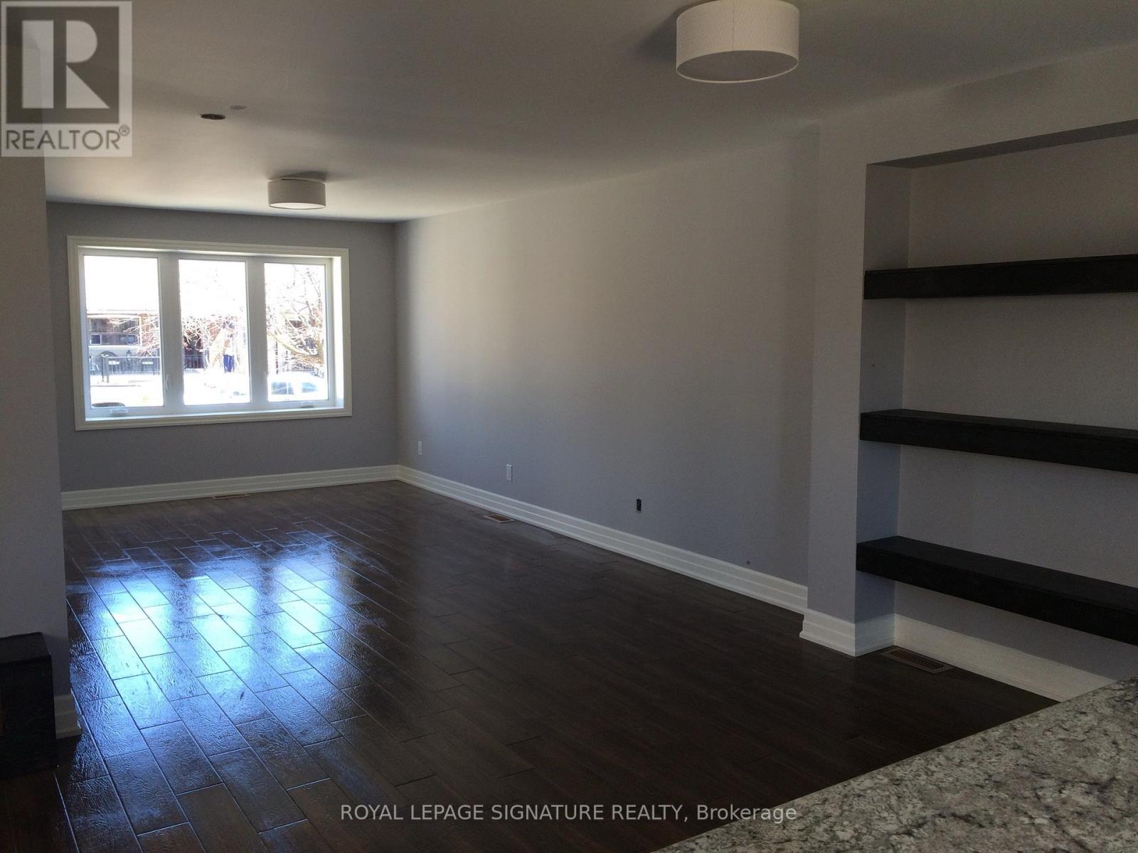 26 Fairbank Avenue, Toronto, Ontario  M6E 3Y4 - Photo 7 - W13876080