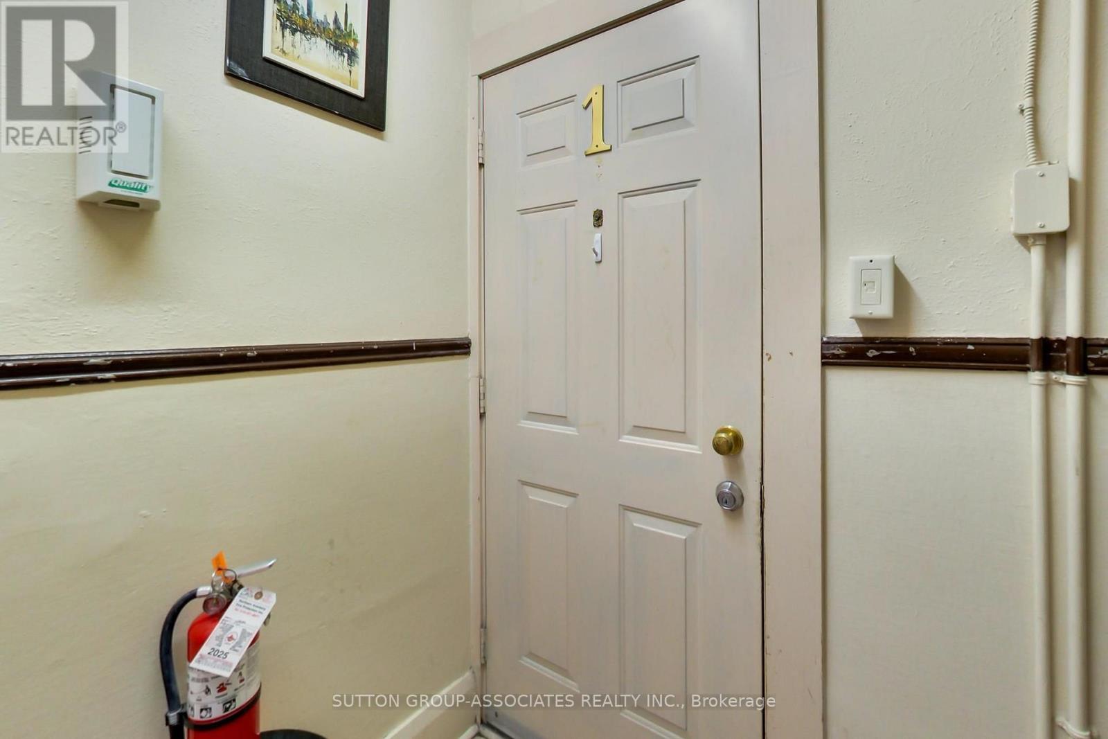 1181-1183 St Clair Avenue W, Toronto, Ontario  M6E 1B5 - Photo 10 - W13876108