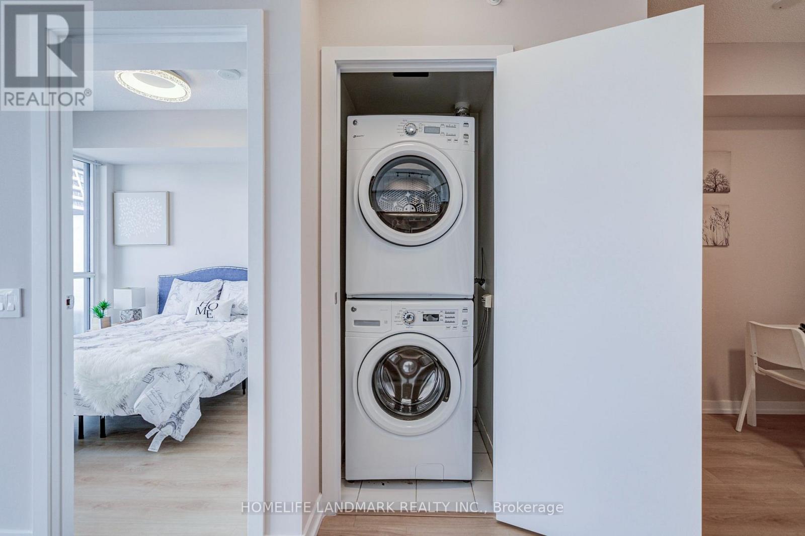 1008 - 2200 Lakeshore Boulevard W, Toronto, Ontario  M8V 1A4 - Photo 17 - W13876138
