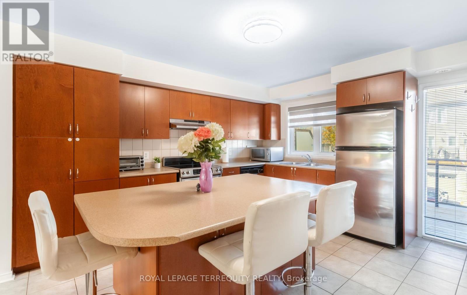 4 - 3025 Destination Drive, Mississauga, Ontario  L5M 0P3 - Photo 13 - W13876176