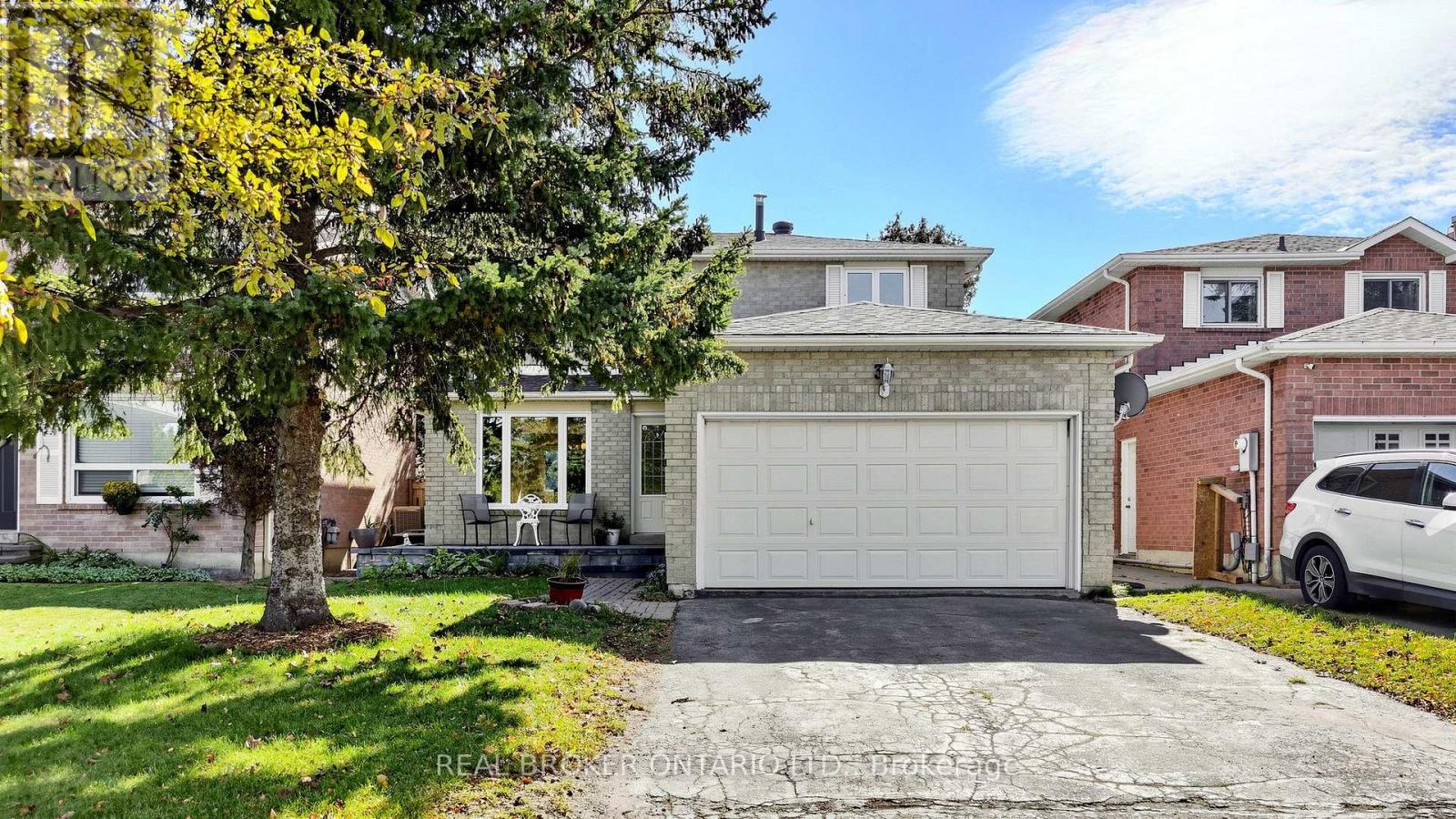 33 FOUNTAINBRIDGE DRIVE, Caledon, Ontario