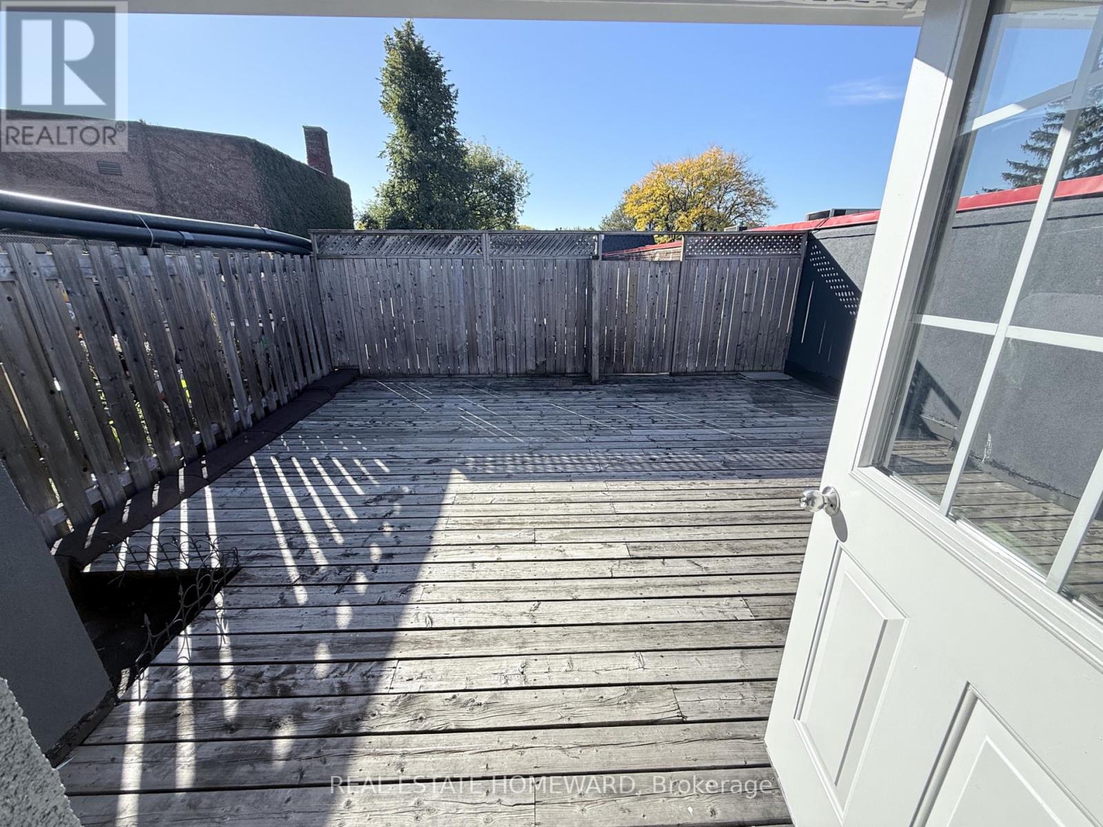 Apt 2 - 611 Danforth Avenue, Toronto, Ontario  M4K 1R2 - Photo 11 - E13791406