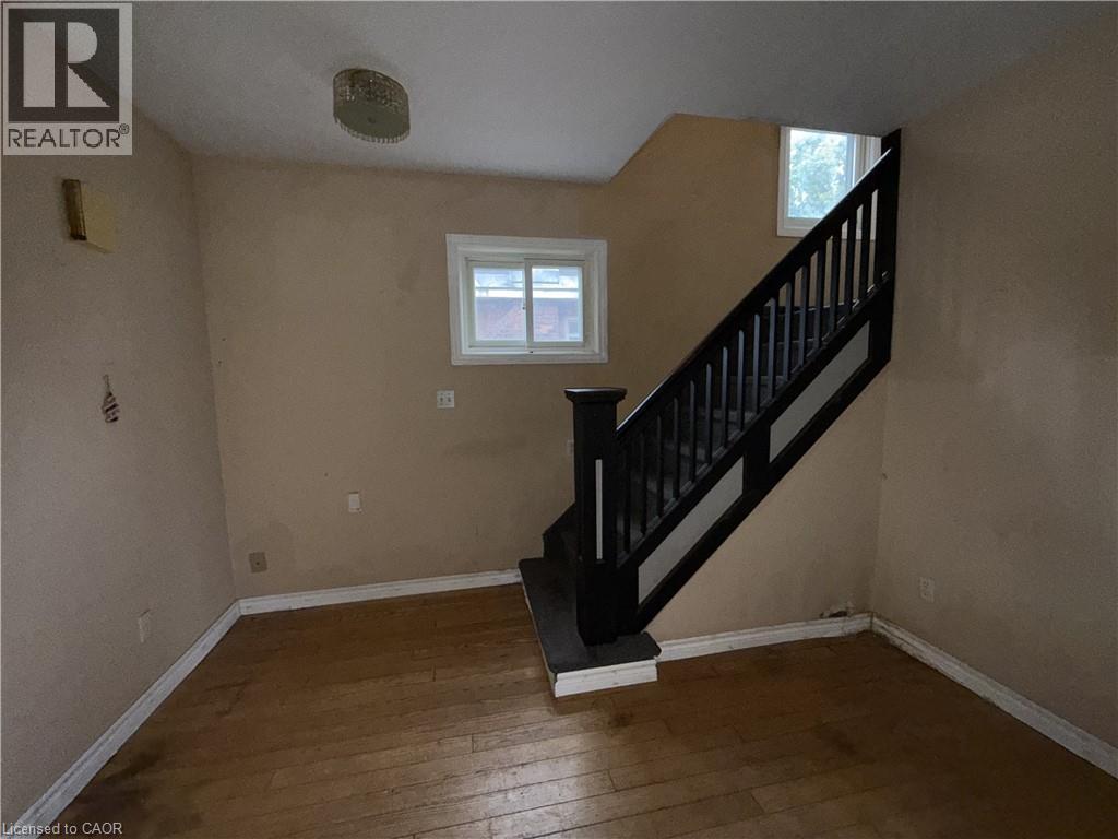 35 E Albert Street E, Sault Ste. Marie, Ontario  P6A 2H7 - Photo 5 - 40869988