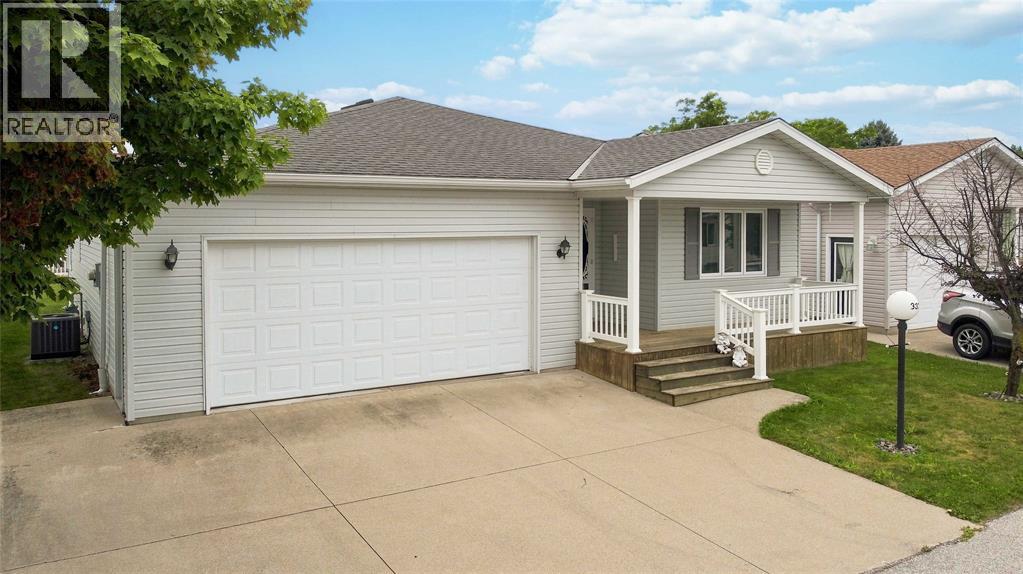 5700 BLACKWELL Sideroad Unit# 333 Sarnia Ontario Canada N7W1B7 2