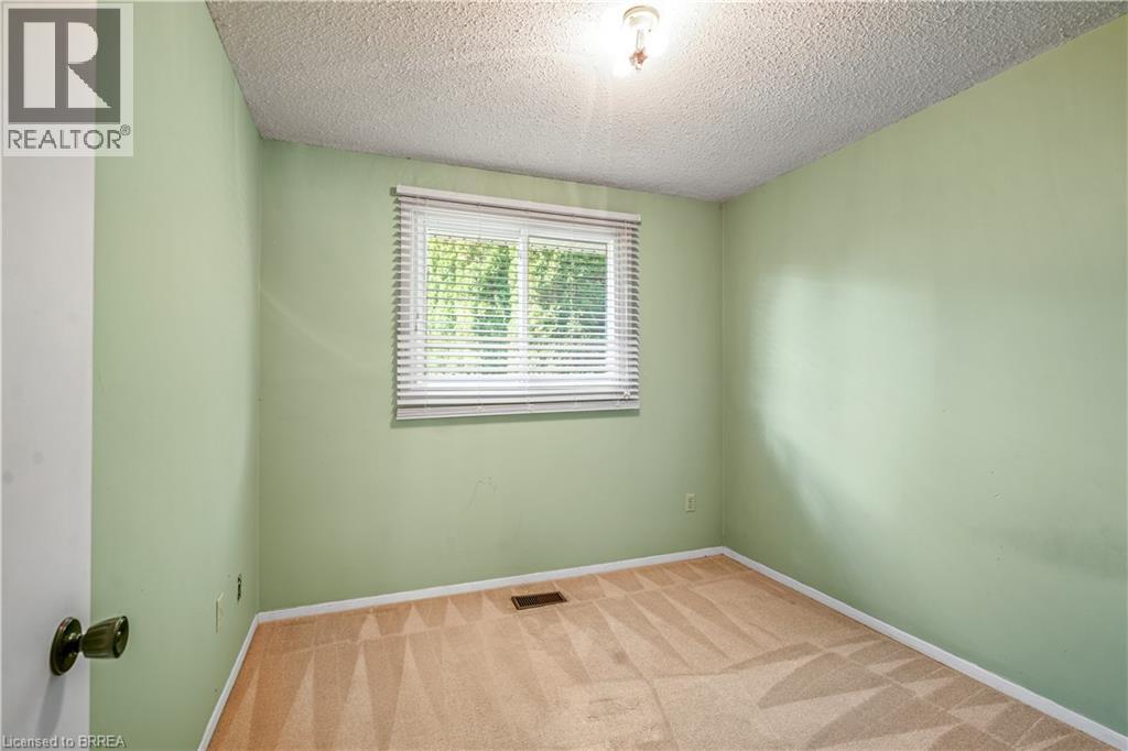 35 Ivanhoe Road, Brantford, Ontario  N3R 6V1 - Photo 21 - 40868927