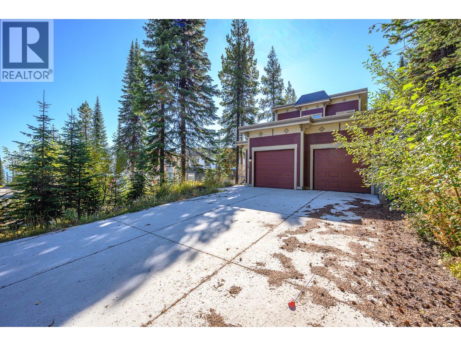 720 Monashee Court, Silver Star, British Columbia  V1B 0S5 - Photo 2 - 10401037