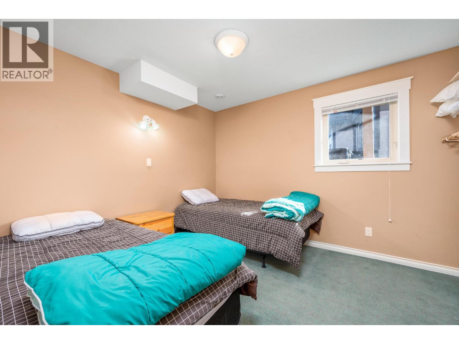 720 Monashee Court, Silver Star, British Columbia  V1B 0S5 - Photo 49 - 10401037