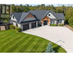 28 LAKESIDE WOODS CRESCENT, Saugeen Shores, Ontario