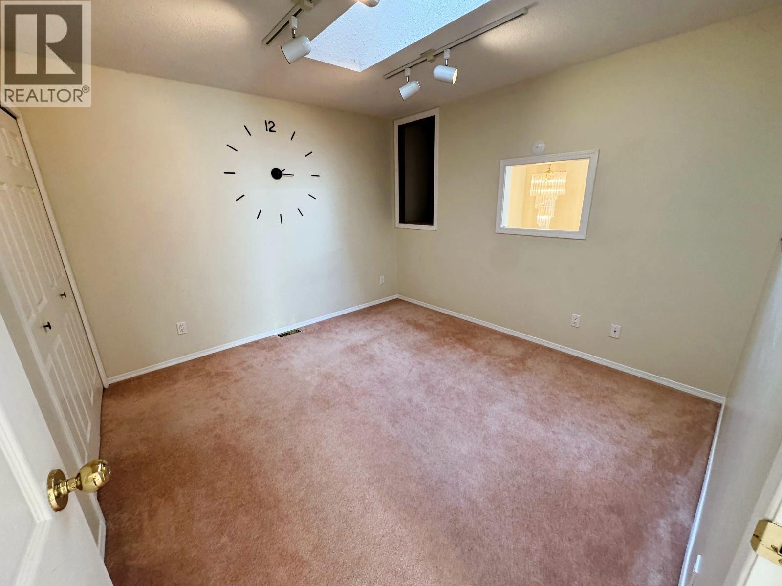7633 16th Street, Grand Forks, British Columbia  V0H 1H0 - Photo 14 - 10403105