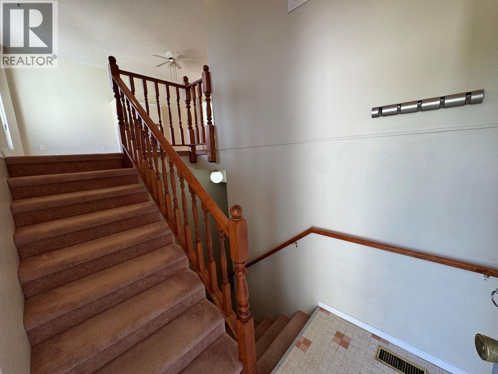 7633 16th Street, Grand Forks, British Columbia  V0H 1H0 - Photo 2 - 10403105