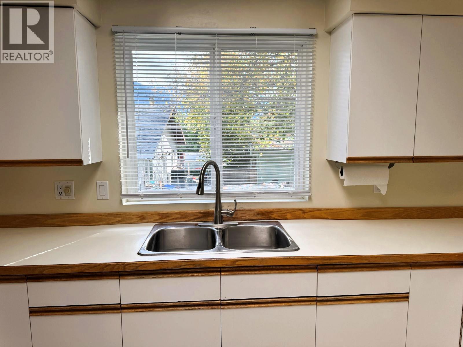 7633 16th Street, Grand Forks, British Columbia  V0H 1H0 - Photo 20 - 10403105