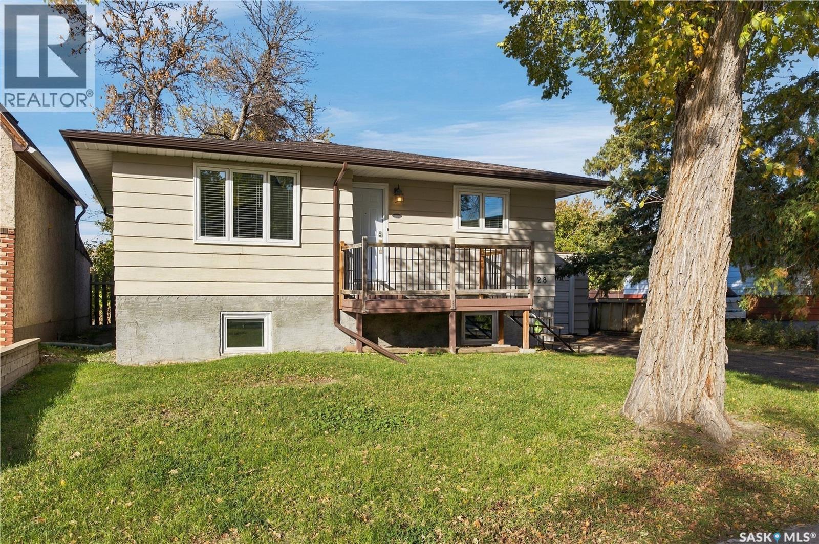 328 College Avenue E, Regina, Saskatchewan  S4N 0V8 - Photo 1 - SK050652