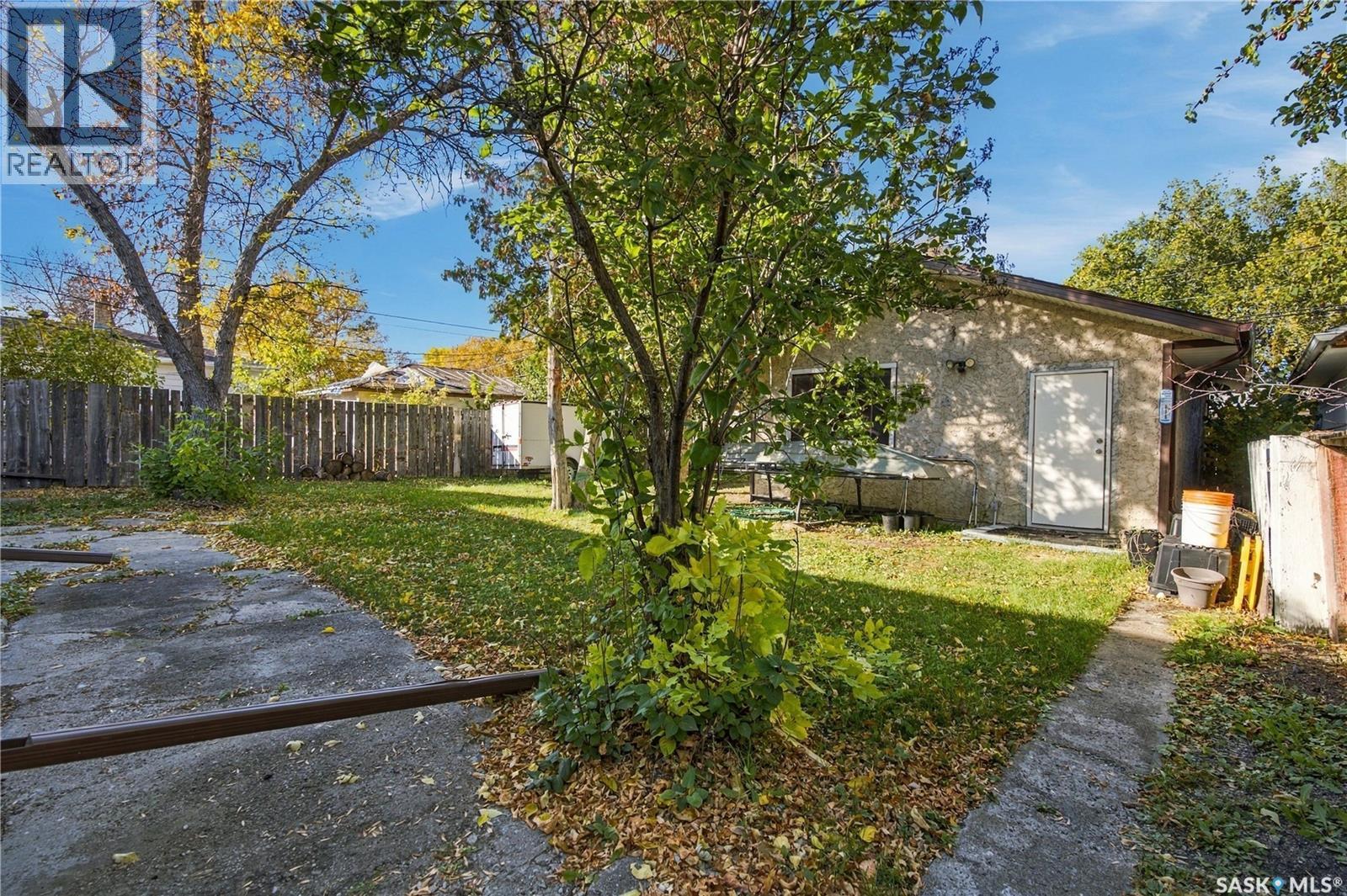 328 College Avenue E, Regina, Saskatchewan  S4N 0V8 - Photo 31 - SK050652