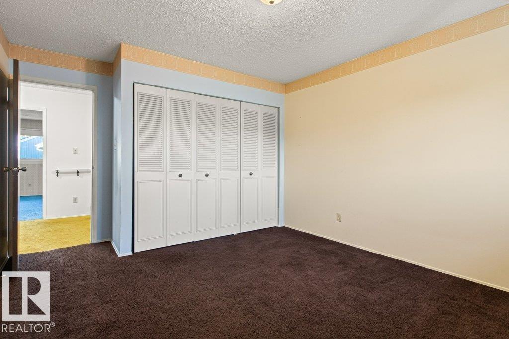 3022 108 ST NW