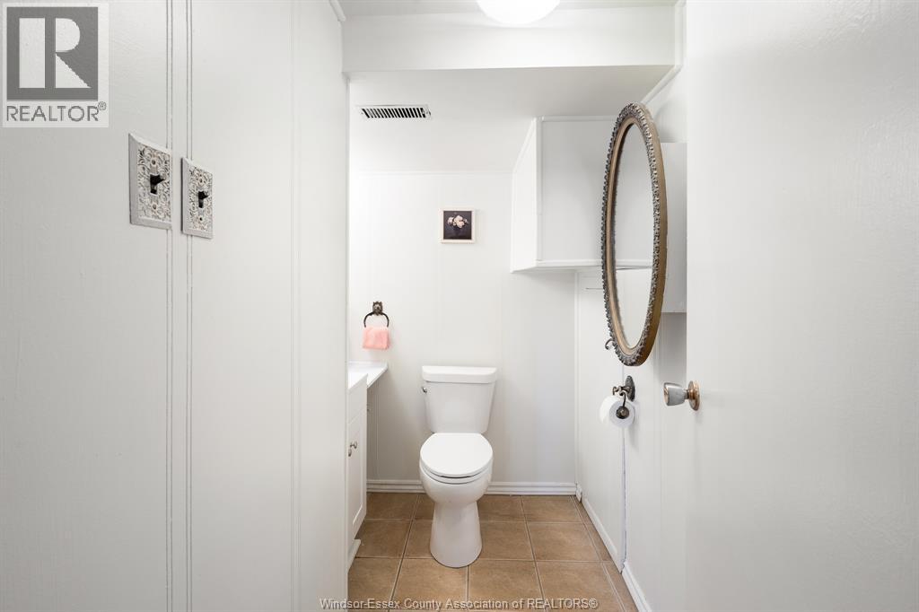 2505 Longfellow, Windsor, Ontario  N9E 2K8 - Photo 21 - 26024843
