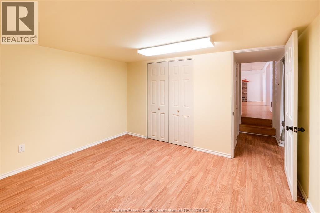 2505 Longfellow, Windsor, Ontario  N9E 2K8 - Photo 24 - 26024843